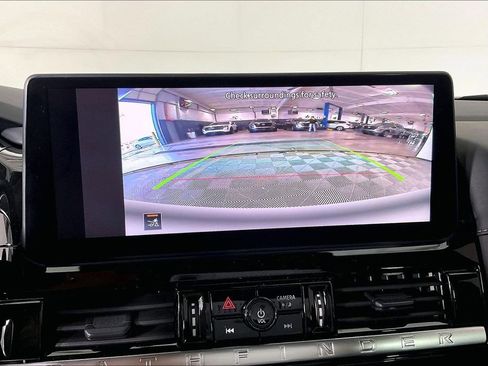 New 2026 Nissan Pathfinder SV image 28