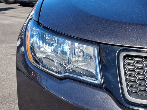 Used 2020 Jeep Compass Latitude w/ Cold Weather Group image 10