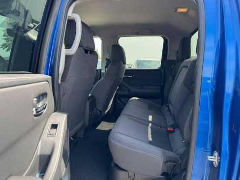 Certified 2025 Nissan Frontier SV w/ SV Convenience Package AWD/4WD image 10