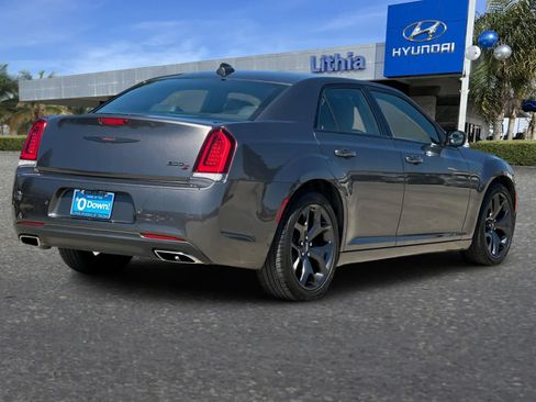 Used 2023 Chrysler 300 S RWD image 3
