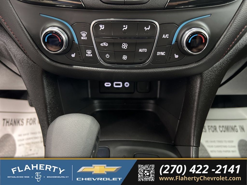 Used 2023 Chevrolet Equinox RS w/ LPO, Floor Liner Package FWD image 28