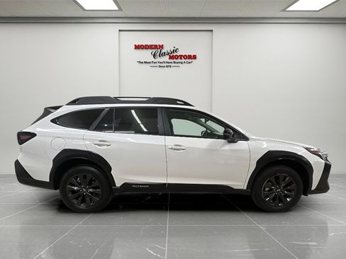 Used 2025 Subaru Outback Onyx Edition image 6