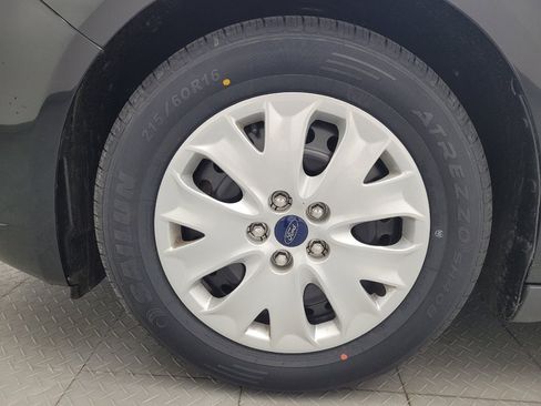Used 2020 Ford Fusion S FWD image 31