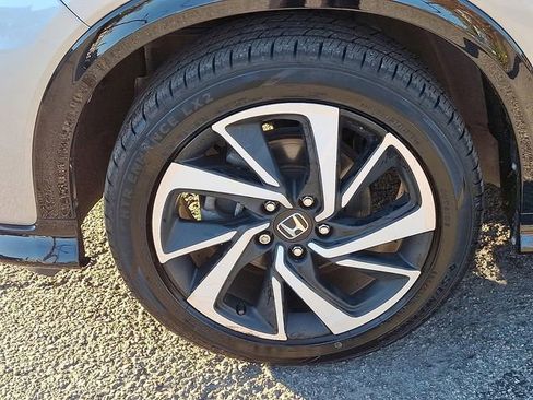 Used 2019 Honda HR-V Sport image 14