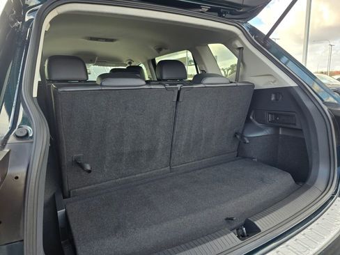 Used 2019 Volkswagen Tiguan SE w/ 3rd Row Seat Package image 23