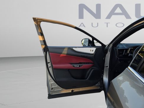 Used 2025 Lexus NX 250 FWD w/ Accessory Package (2T) image 8
