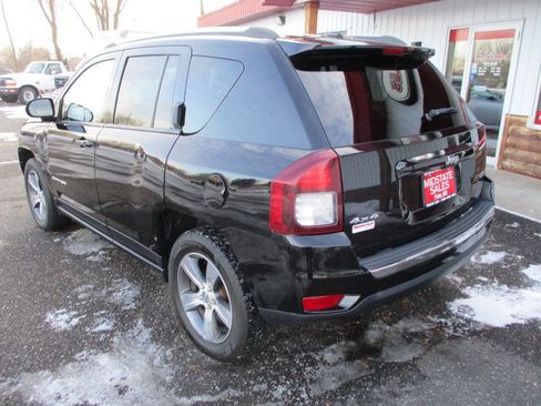 Used 2017 Jeep Compass High Altitude image 7