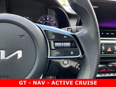 Used 2022 Kia Forte GT-Line w/ GT-Line Premium Package FWD image 12