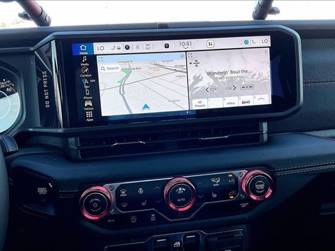 Certified 2025 Jeep Wrangler Unlimited Rubicon w/ Convenience Group image 35