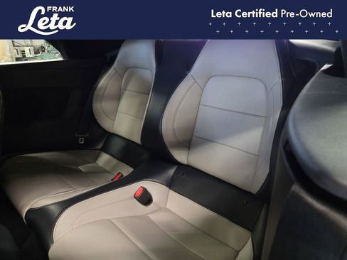 Used 2024 Ford Mustang Premium image 19