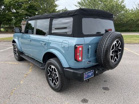 Used 2022 Ford Bronco Outer Banks image 6