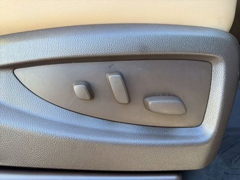 Used 2018 GMC Sierra 3500 Denali w/ Duramax Plus Package image 27