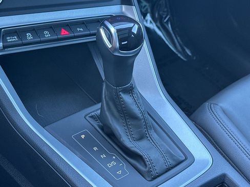 Used 2023 Audi Q3 2.0T Premium w/ Convenience Package image 20