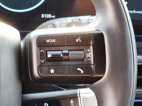 Used 2025 Hyundai Santa Fe Calligraphy image 16