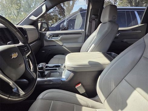 Certified 2023 Chevrolet Silverado 1500 LTZ image 6