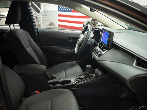 Used 2023 Toyota Corolla LE FWD image 12
