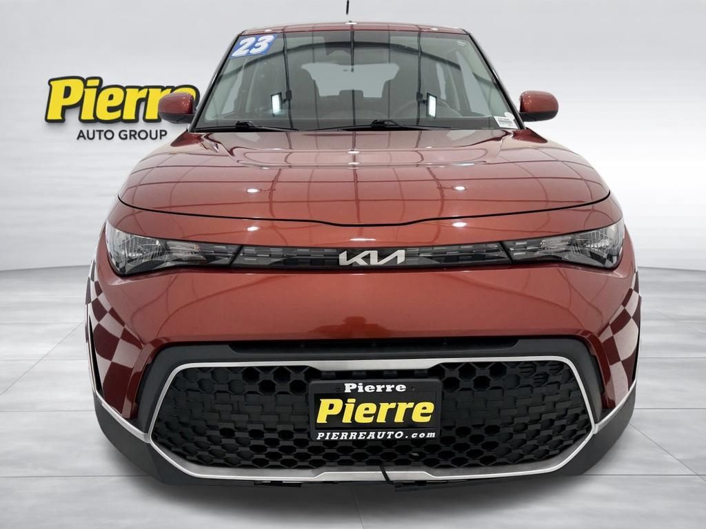 Used 2023 Kia Soul LX w/ LX Technology Package FWD image 7