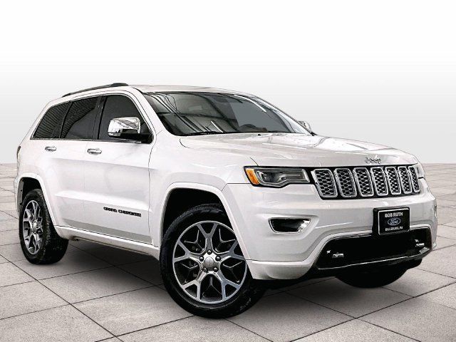 Used 2020 Jeep Grand Cherokee Overland AWD/4WD image 2