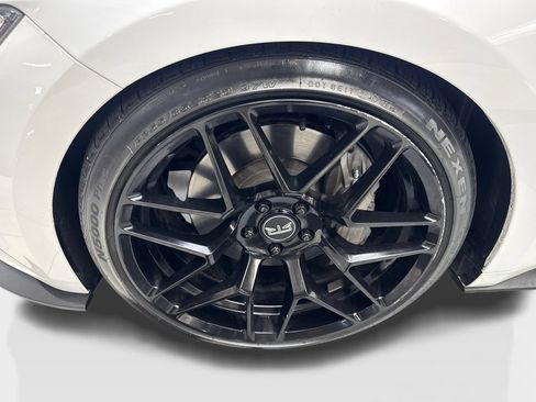 Used 2016 Ford Mustang GT Premium w/ Equipment Group 401A RWD image 83