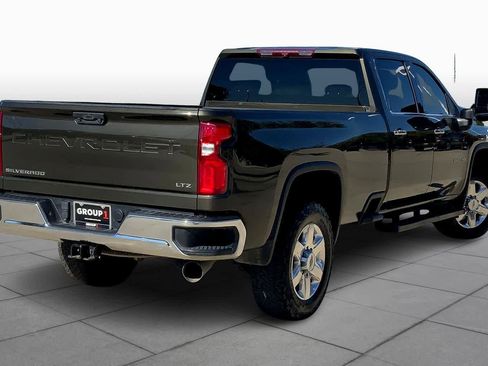 Used 2023 Chevrolet Silverado 3500 LTZ w/ Gooseneck/5TH Wheel Package image 11