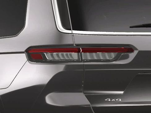 New 2025 Jeep Grand Cherokee L Limited image 12