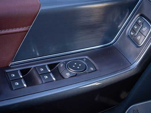 Used 2021 Ford F150 Lariat w/ Equipment Group 502A High image 10