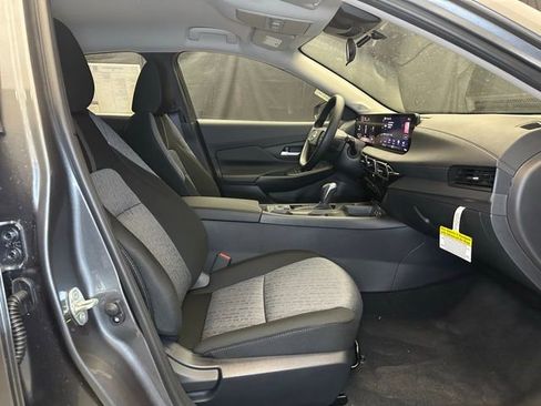 New 2026 Nissan Sentra SV FWD image 14