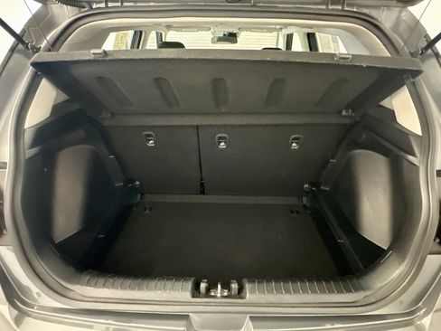 Used 2025 Hyundai Venue SEL FWD image 30