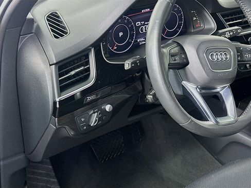 Used 2019 Audi Q7 3.0T Prestige w/ Prestige Package AWD/4WD image 16