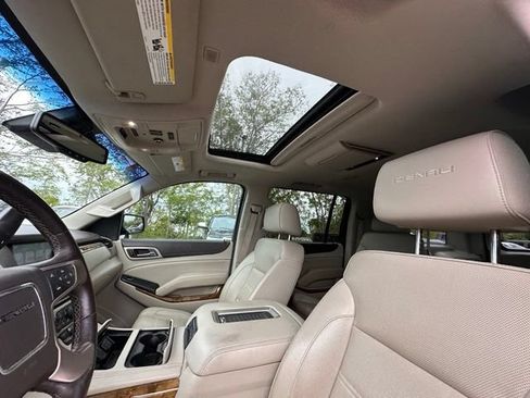 Used 2017 GMC Yukon XL Denali w/ Open Road Package AWD/4WD image 24