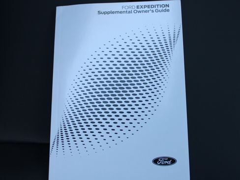 Used 2025 Ford Expedition Active image 26