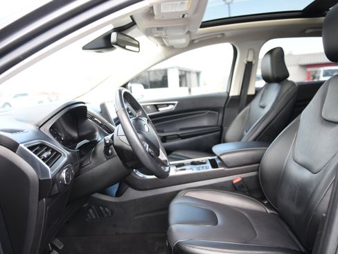 Used 2022 Ford Edge Titanium image 14