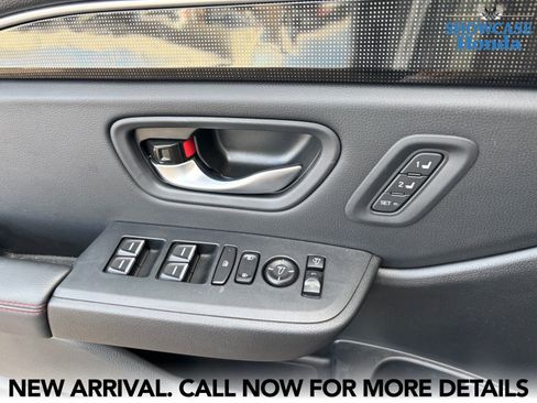 Used 2025 Honda Pilot Black Edition image 13