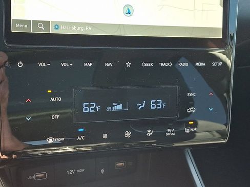 Used 2024 Hyundai Tucson Limited AWD/4WD image 19
