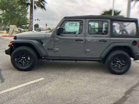 Used 2023 Jeep Wrangler Sport image 6