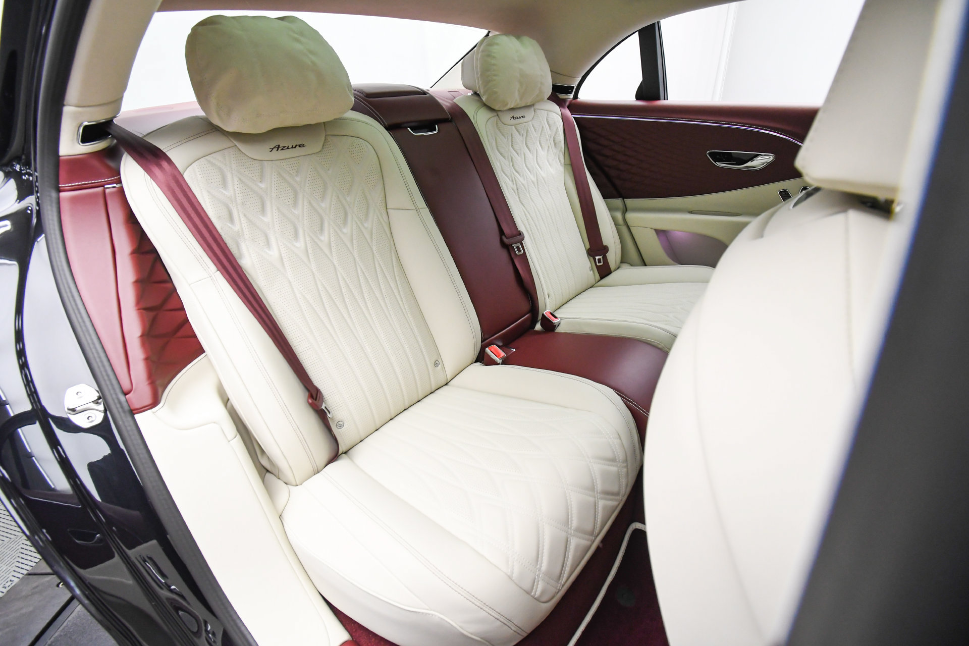 New 2026 Bentley Flying Spur V8 AWD/4WD image 48