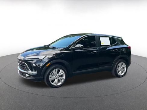 Used 2025 Buick Encore GX Preferred AWD/4WD image 6