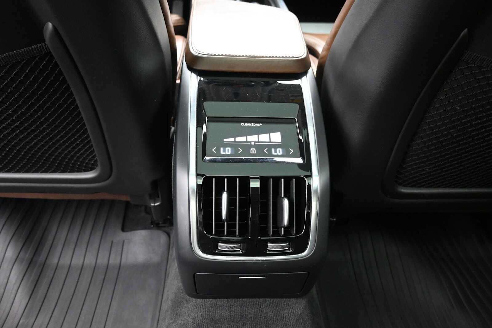 Used 2018 Volvo S90 T6 Inscription w/ Convenience Package AWD/4WD image 13