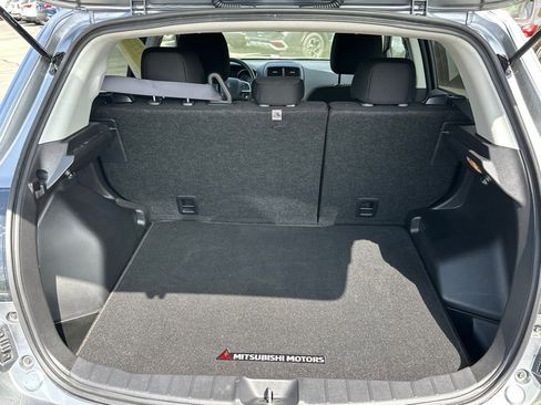 Used 2024 Mitsubishi Outlander Sport LE image 15