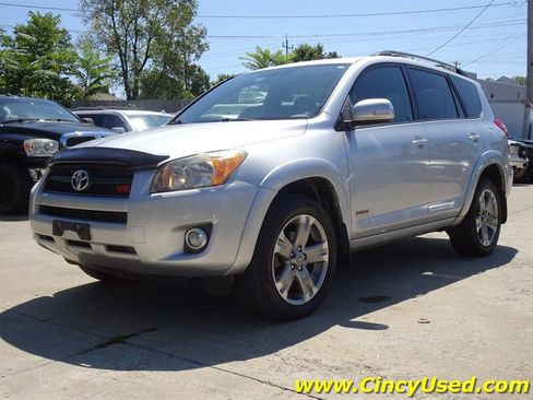 Used 2009 Toyota RAV4 Sport AWD/4WD image 4