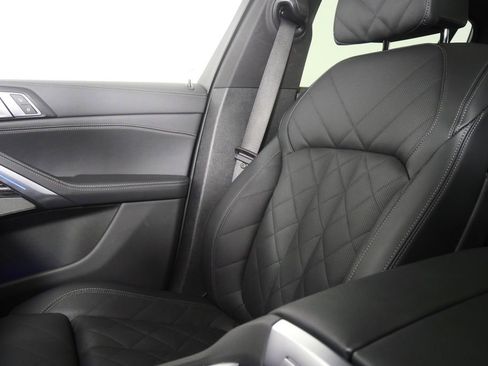 Used 2025 BMW X6 xDrive40i image 25