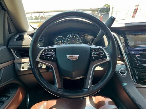 Used 2015 Cadillac Escalade Luxury AWD/4WD image 32