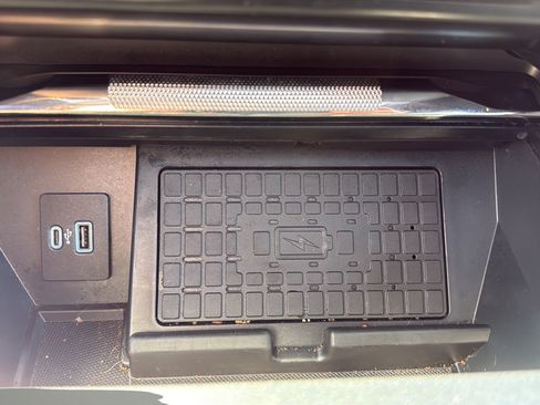 Used 2023 Ford F150 Lariat w/ Equipment Group 502A High AWD/4WD image 29