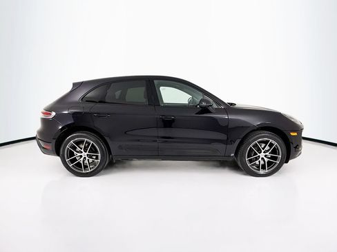 Certified 2025 Porsche Macan AWD/4WD image 8