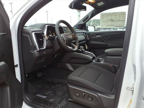 Used 2026 GMC Canyon Elevation w/ Convenience Package RWD image 20