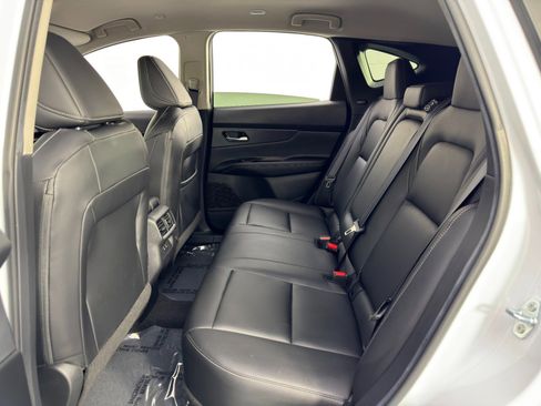 Used 2025 Nissan Murano SV image 34