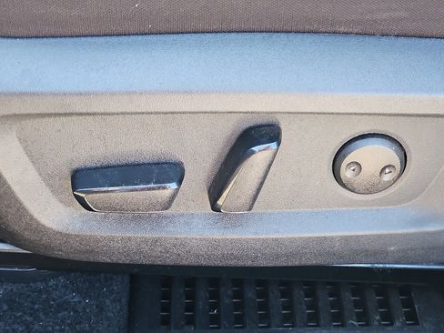 Certified 2023 Nissan Rogue SV image 26