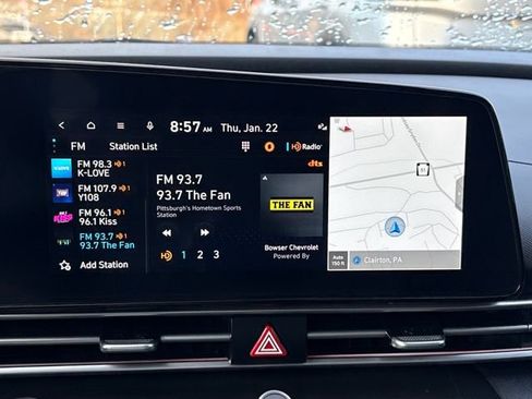 Used 2025 Hyundai Elantra Limited image 15