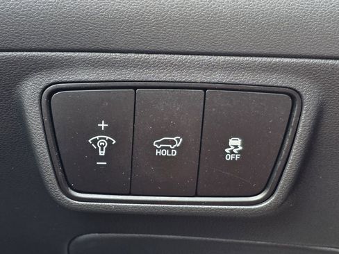 Used 2022 Hyundai Tucson Limited image 32