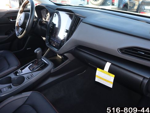 Used 2024 Subaru Crosstrek 2.5i Limited image 28
